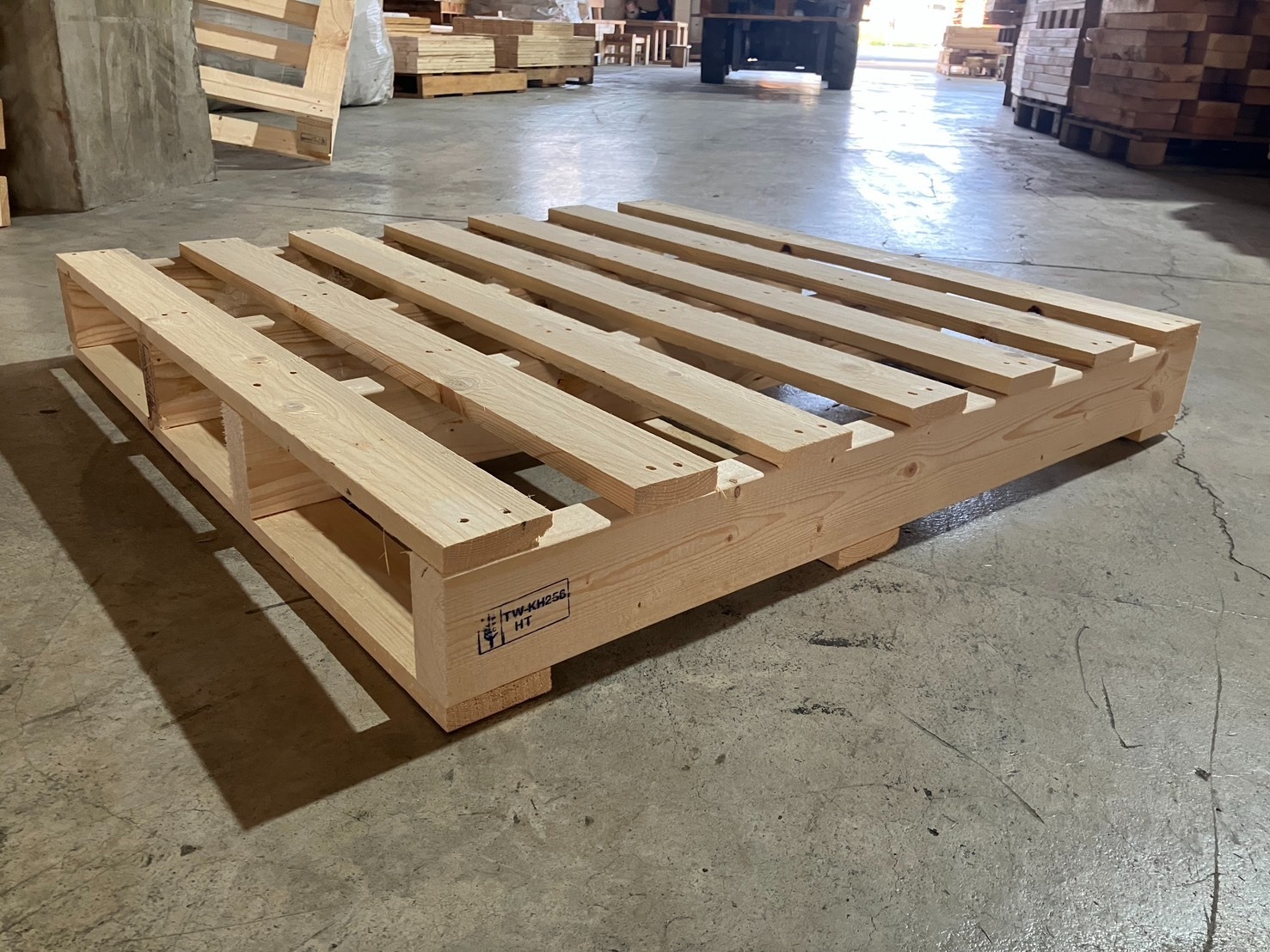 美式棧板示意圖 高雄楷樺實業木棧板工廠