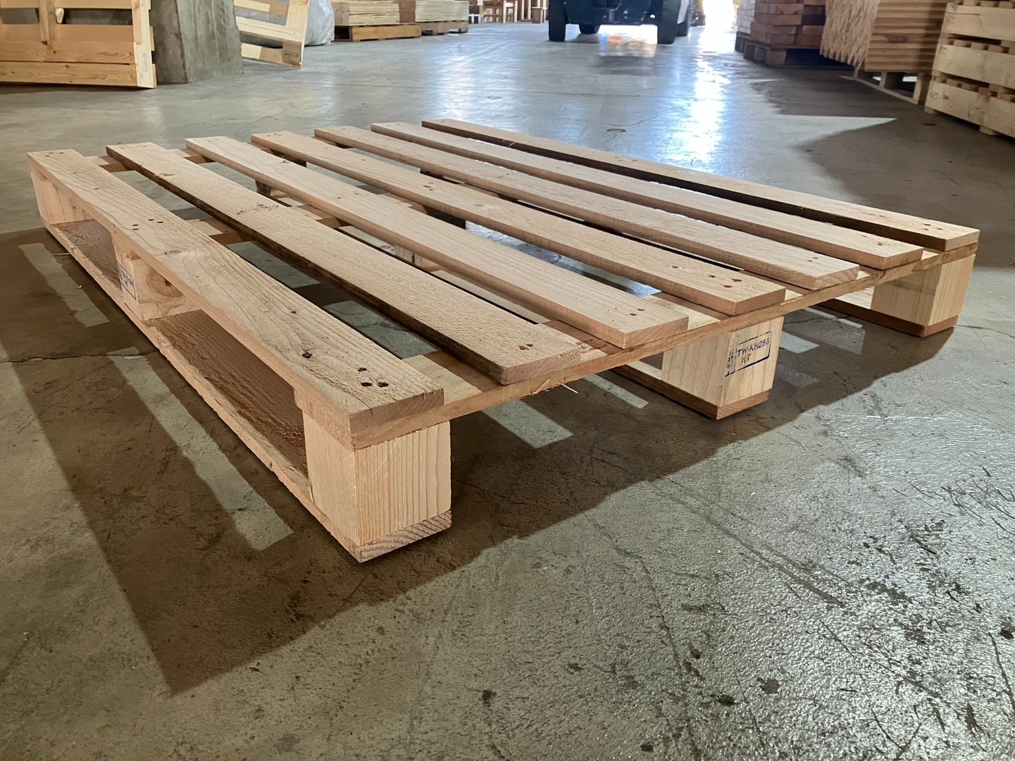 歐式棧板示意圖 高雄楷樺實業歐規棧板製造